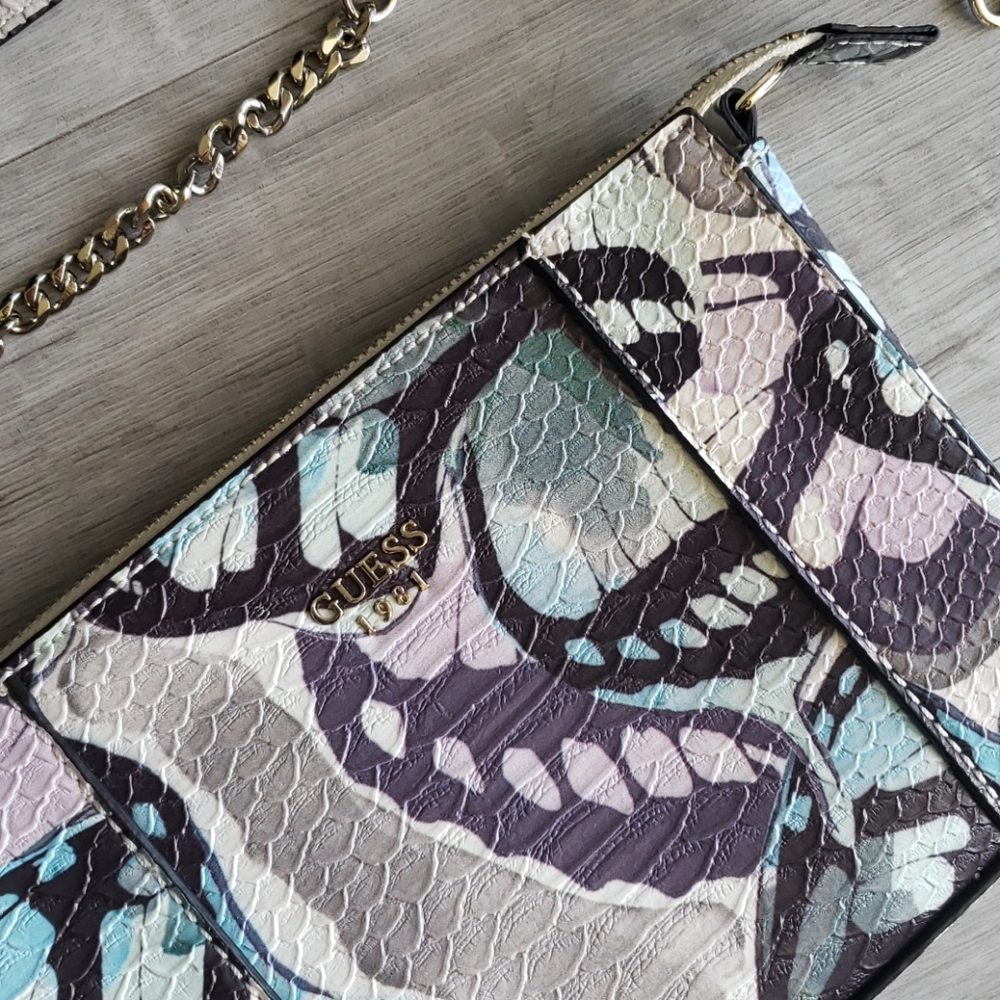 Guess Kamryn Crossbody Handbag